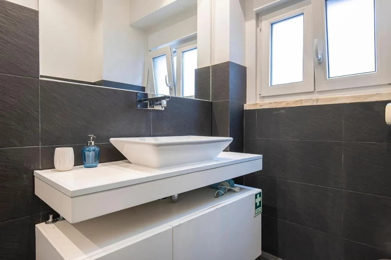 Apartman Principe Real Concept By Lovelystay Lisboa